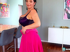 Joana Gets Her Bliss On