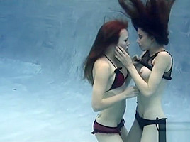 Jolene Hexx - underwater