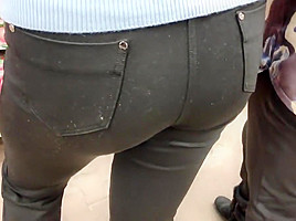 Juicy ass blonde milfs in tight jeans 2