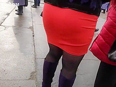 Juicy butts blonde milfs in tight skirts