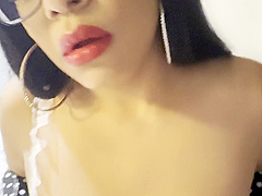 Juicymariah28 Cleaning Maid Rides Dick With Her Latex Glove