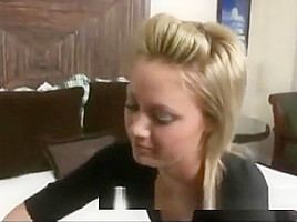 Kaley Cuoco lookalike having sex