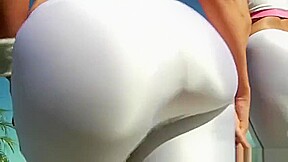Kelly Divine walking compilation - Hot Clip