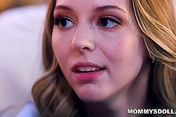 Kenzie Taylor And Lily Larimar - Stepmom Worship Sexy Feet
