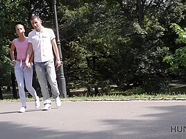 Kristal Kaytlin In Un Mature Couple Desire De Largent Alors Pourquoi