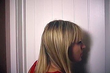 Kristen Scott And Scarlett Sage - Lewd Lesbos And Thrillin