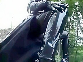 Latex walking