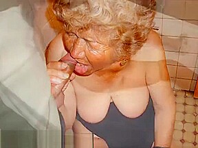 LatinaGrannY Amateur Grandma Pictures Collection