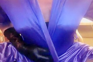 Laurennenl purple silk and leather gloves