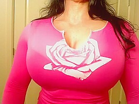 Laurie Steele Big Tit Expand
