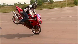 Lea likes speed and sex