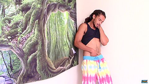 Letting His Loads Out Of His Heavy Balls