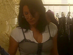 Lezley Zen And Dee Baker In Feuchte Spielchen Unter Der Dusche