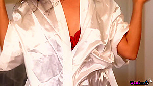 Lily Luxx So Juicy For You