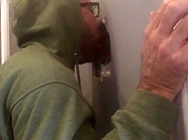 Long Black Cock Texts 215-817-5253 for Deep-Throat at Philly Glory Hole