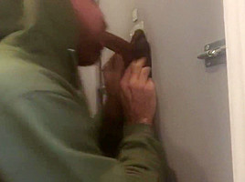 Long Black Cock Texts 215-817-5253 for Deep-Throat at Philly Glory Hole