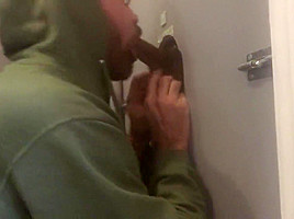 Long Black Cock Texts 215-817-5253 for Deep-Throat at Philly Glory Hole