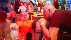 Lovable models blow cock and enjoy pounding and gangbang