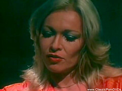 Loving The Vintage Blonde Diva
