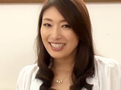 Lusty beauty Kobayakawa Reiko drilled in a foursome