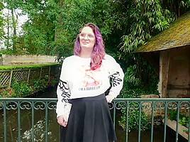 Malicia, 24 years old, cam-girl with various talents   