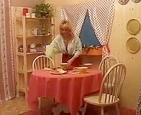 Mania - Step mom and free little pigs