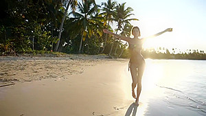 Maria - Hot Beach Girl