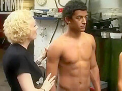 Marilyn Monroe, Avalon Kassani And Very Beautiful In Milf From United Kingdom