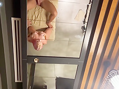 Masseuse Deep Sucking Cock Miscular Guy And Fucking - Cum Mouth