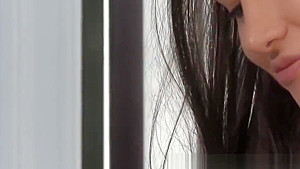 Masseuse babe giving head