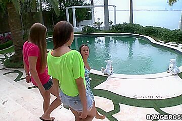Mercedes Lynn, Nova Brooks and Rahyndee