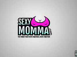 Minx Marley Step Mom London Teaches Minxx About Sex! (03 08-2021) With London Rose