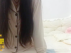 弥勒传媒 Mlcm-3310 只欠2000元沒还赔了身体 16 Min