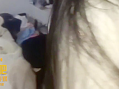 弥勒传媒 Mlcm-3310 只欠2000元沒还赔了身体 16 Min