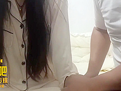 弥勒传媒 Mlcm-3310 只欠2000元沒还赔了身体 16 Min