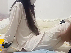 弥勒传媒 Mlcm-3310 只欠2000元沒还赔了身体 16 Min