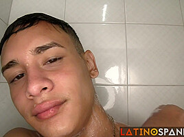 Model introduction: Bad Boy Blade Shows off his Assets