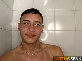 Model introduction: Bad Boy Blade Shows off his Assets