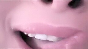 Mouthcam Anissa Kate