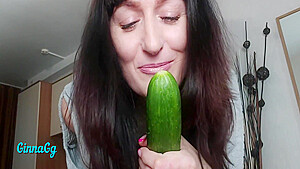My Creamy Cunt Started Leaking From The Cucumber  Fisting And Squirting 11 Min