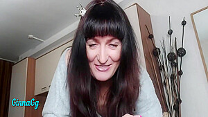 My Creamy Cunt Started Leaking From The Cucumber Fisting And Squirting 11 Min