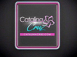 My Pussy Was Throbbing Horny In Bathtub - Catalina Cruz
