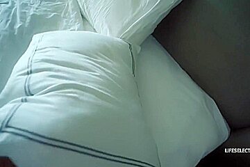 My Stepsis Fucks Better Than My Girlfriend