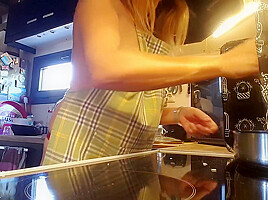 Nippleringlover Cooking Topless - Pierced Tits - Large Gauge Pierced Nipples With Big Nipple Rings