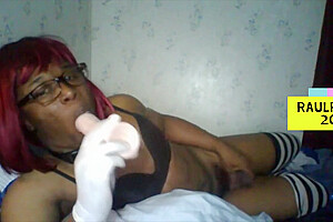 Non Binary Slut Has Some Fun Sucking And Fucking With Some New Toys