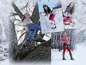 Nude girls in valenki boots