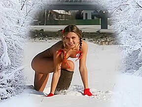 Nude girls in valenki boots