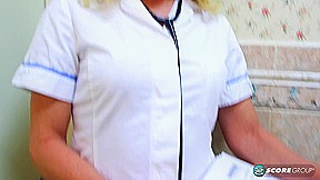 Nurse Charli, cum inspiration - 40SomethingMag