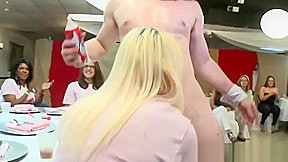 OMG gf caught with strippers cum on face