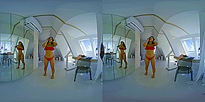 Olena's Striptease In The White Clouds - Vrsun